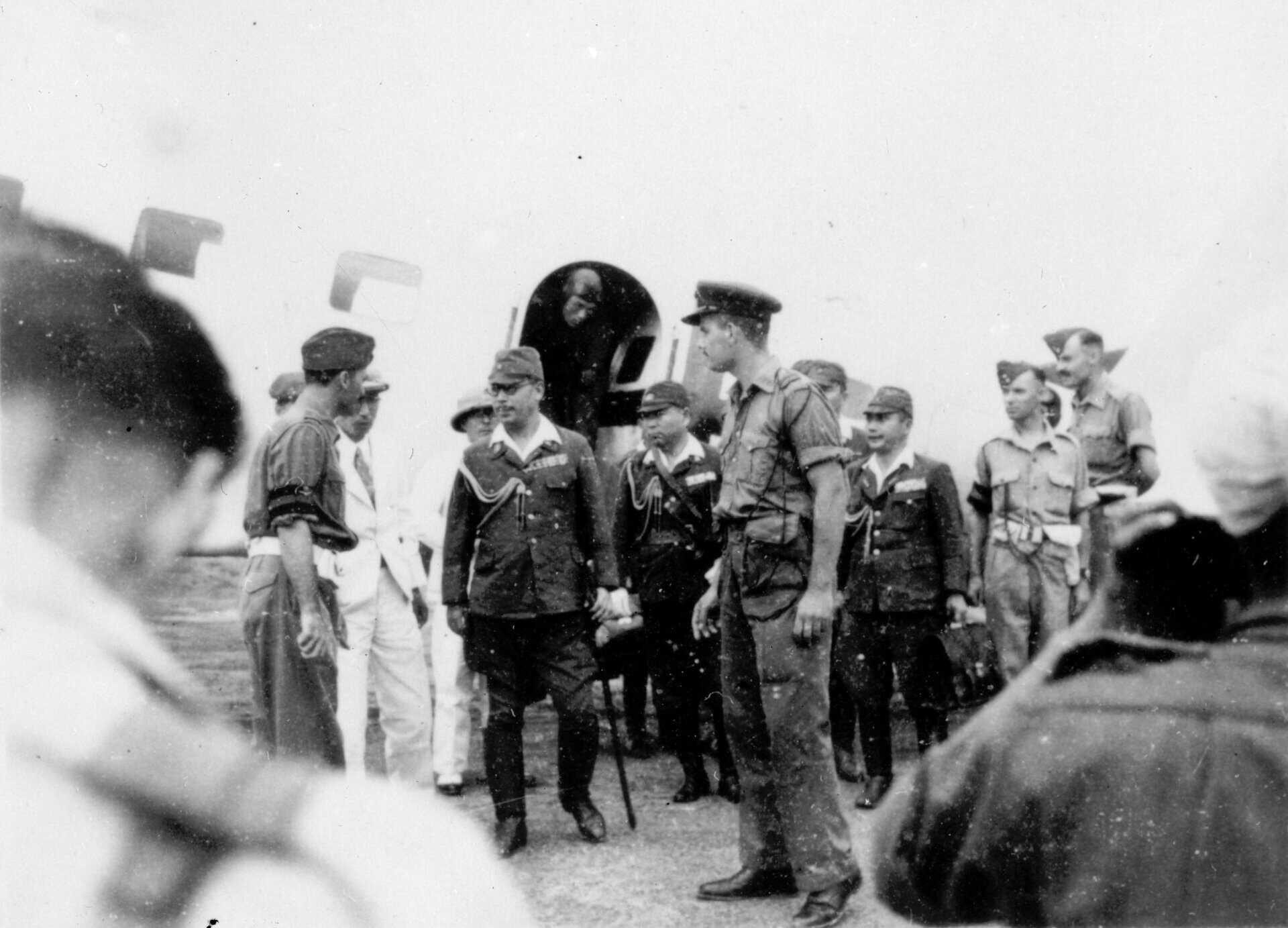  Allied officers meeting Japanese delegation arriving for the Japanese surrender, Mingaladon, 26 August 1945 RAF Museum P032505