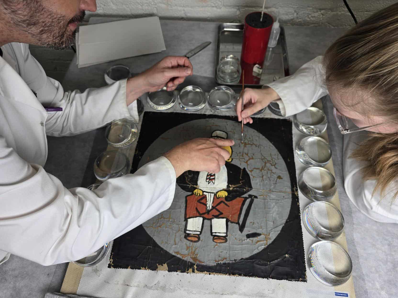 Engaging Volunteers in Small Object Conservation