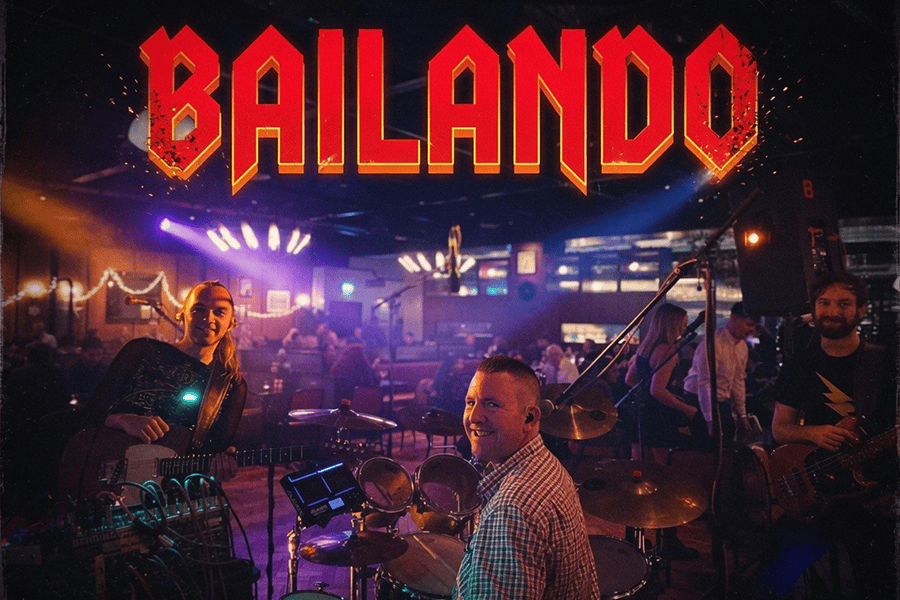 Bailando